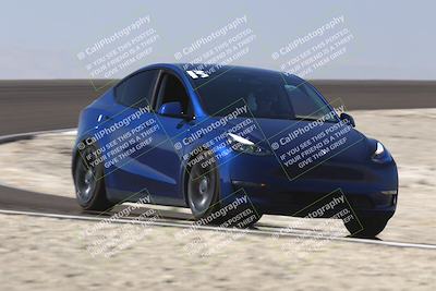 media/Nov-08-2025-Speed Ventures (Sat) [[1c7a6332f5]]/TC B/Session 2 (Turn 2)/